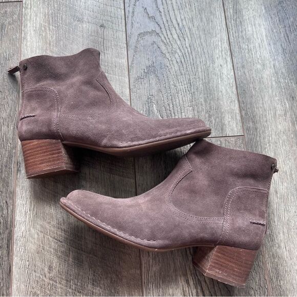 UGG Bandara Suede Ankle Boot Taupe Size 9 Zipper Leather Heel Boots - Picture 7 of 13